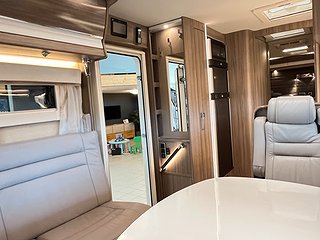 Husbil-integrerad Kabe TM IMPERIAL 860 LGB 14 av 34