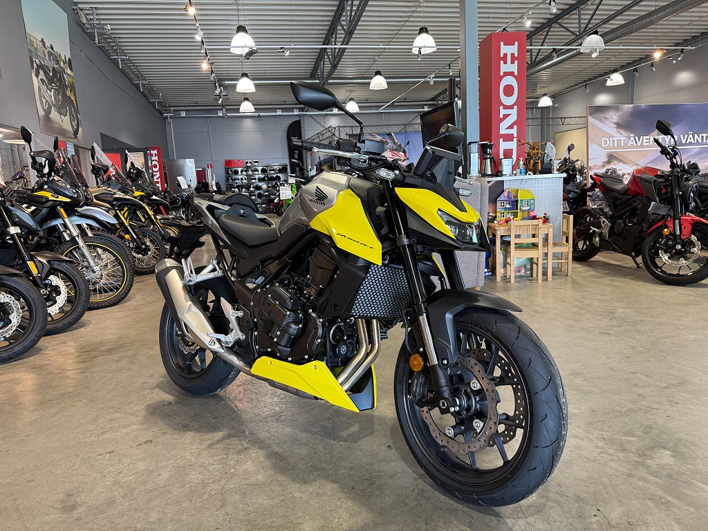 Honda CB750C Hornet E-Clutch 