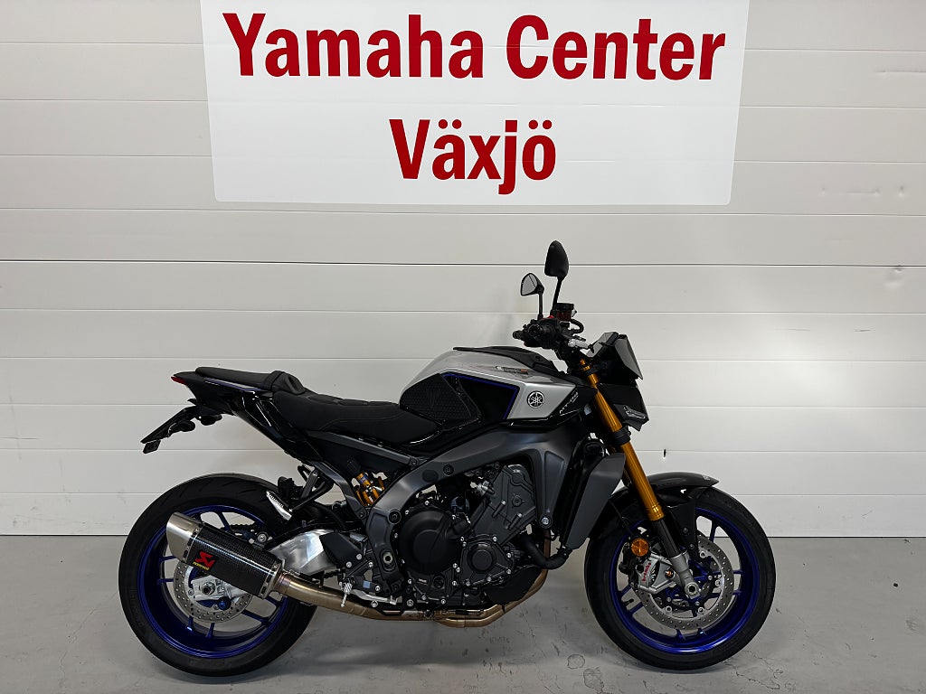 Yamaha MT-09 SP *250mil*