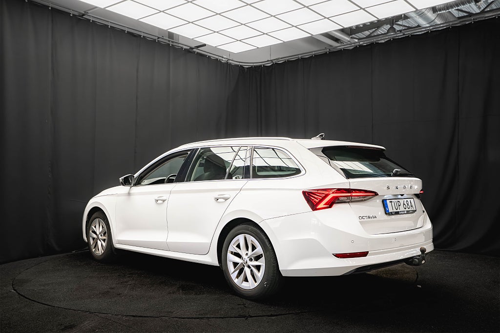 Skoda Octavia DRAG KAMERA CARPLAY RATTVÄRME 1-ÄGARE AUTOMAT