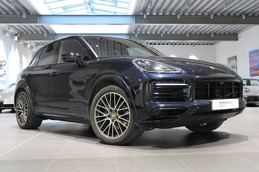Porsche Cayenne E-Hybrid Platinum Edition Moms