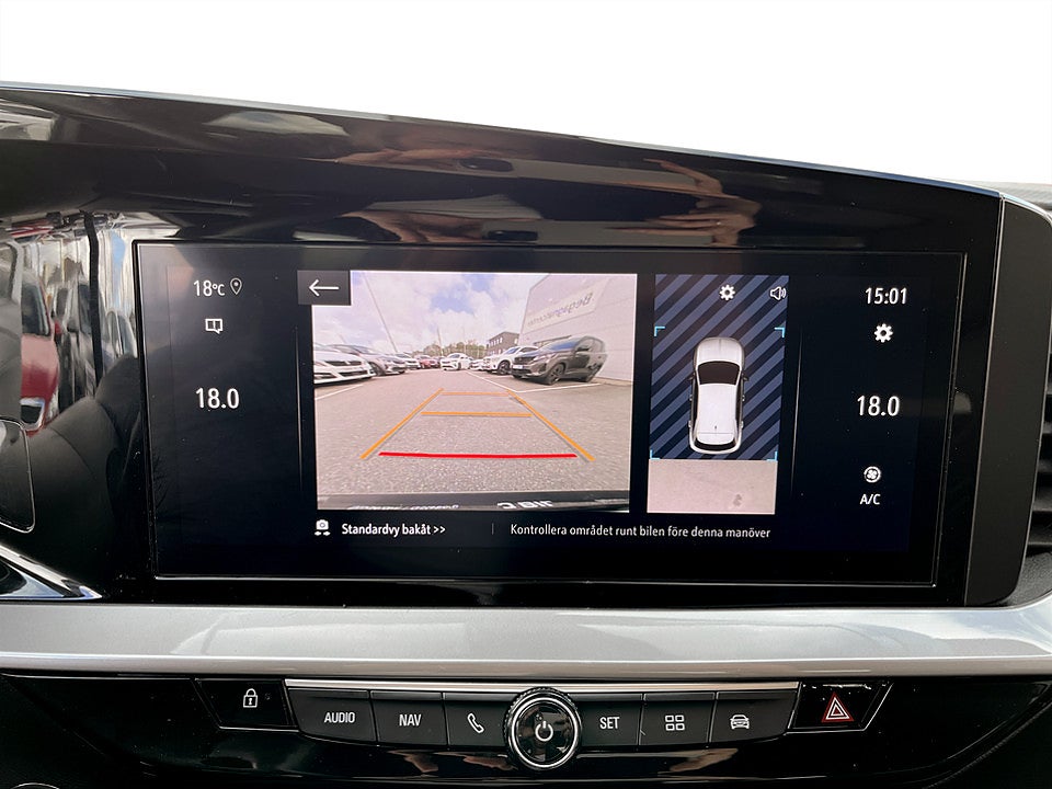 Bild på Opel Mokka Ultimate 1.2 PT 130hk Aut - B-KAMERA, CARPLAY