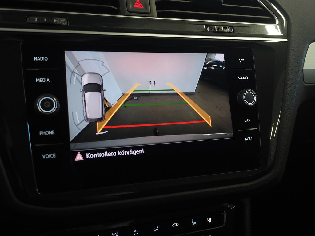 Volkswagen Tiguan 2.0 TSI 190hk 4M DSG |Drag|Värmare|Kamera| 2020