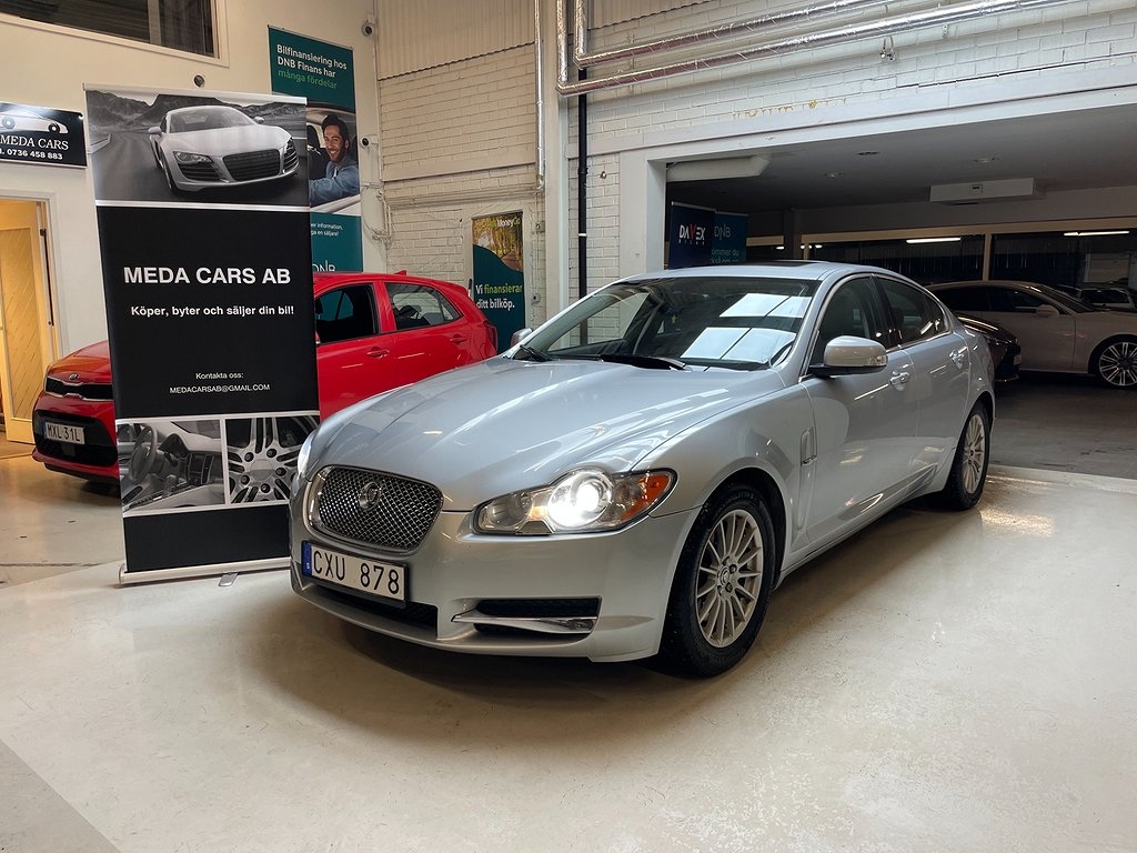 Jaguar XF 2009, bild 3/43