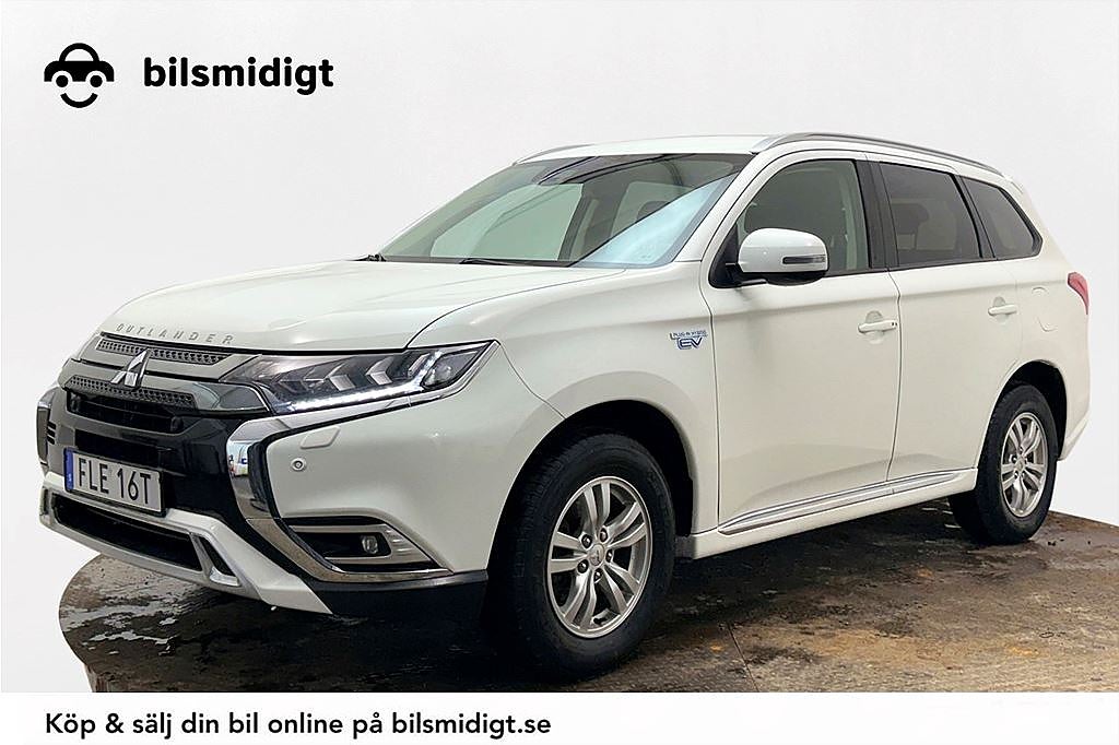 Mitsubishi Outlander PHEV Drag Rattvärme Kamera P-Sens MOMS 224hk