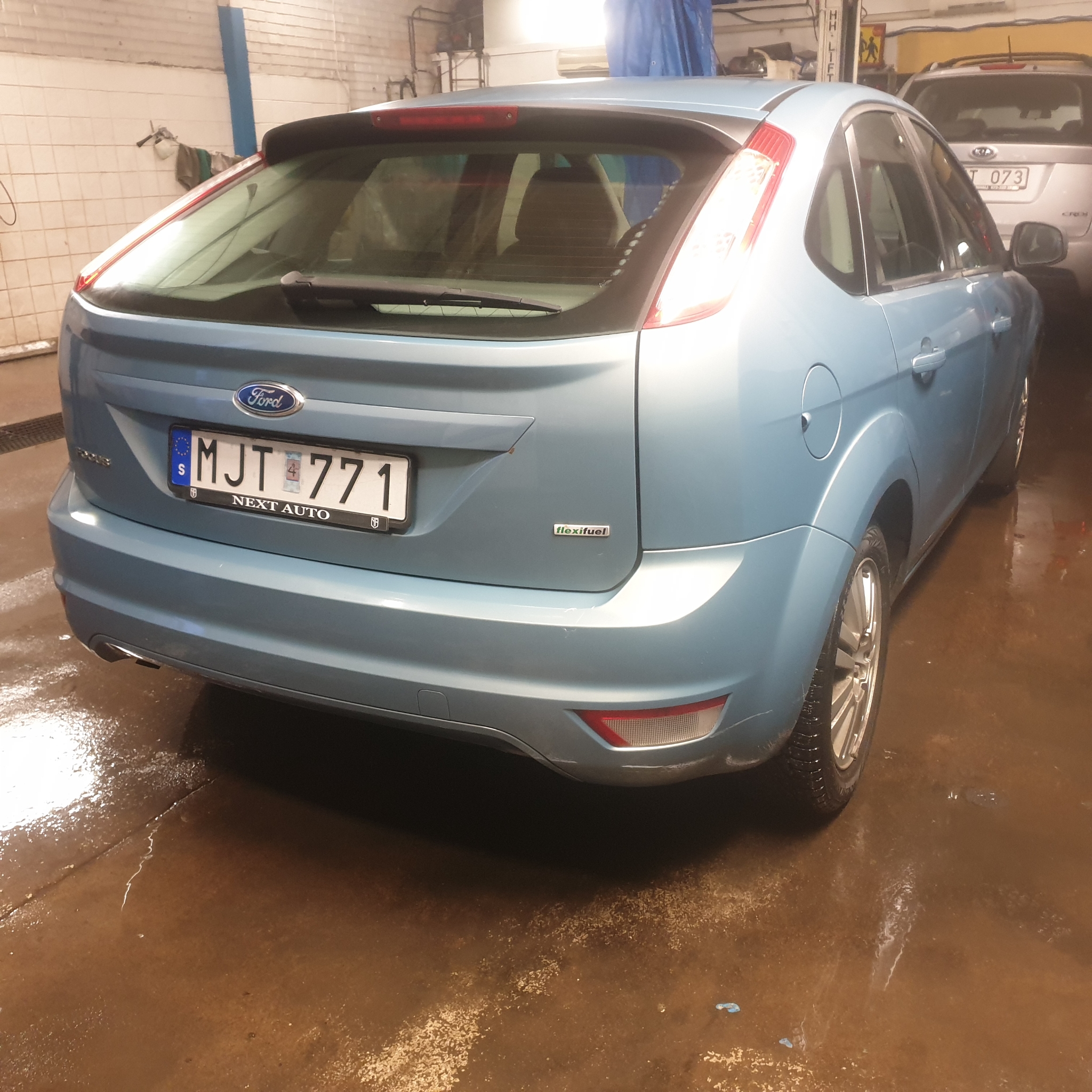 Ford Focus 5-dörrars 1.8 Flexifuel 125hk 2010, photo 7/44