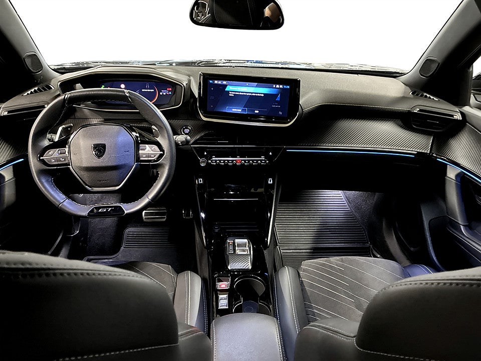 Bild på Peugeot 2008 GT 1.2 PT 130hk Aut B-KAMERA CARPLAY
