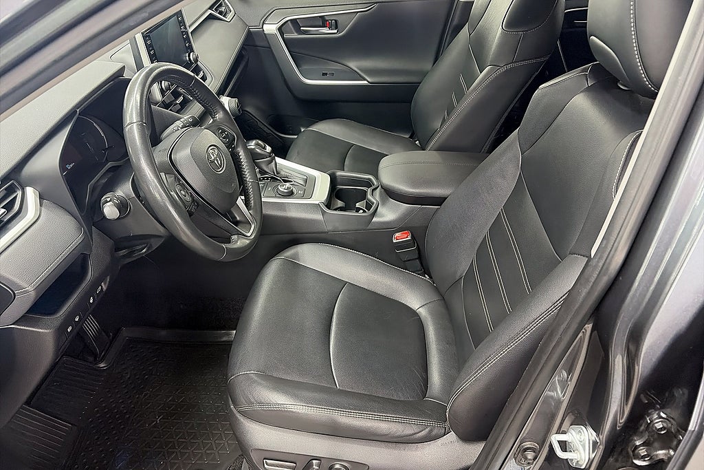 Toyota RAV4 2021
