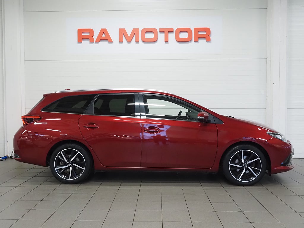 Toyota Auris Touring Sports 1.2 Turbo Multidrive S Intense Drag 2017