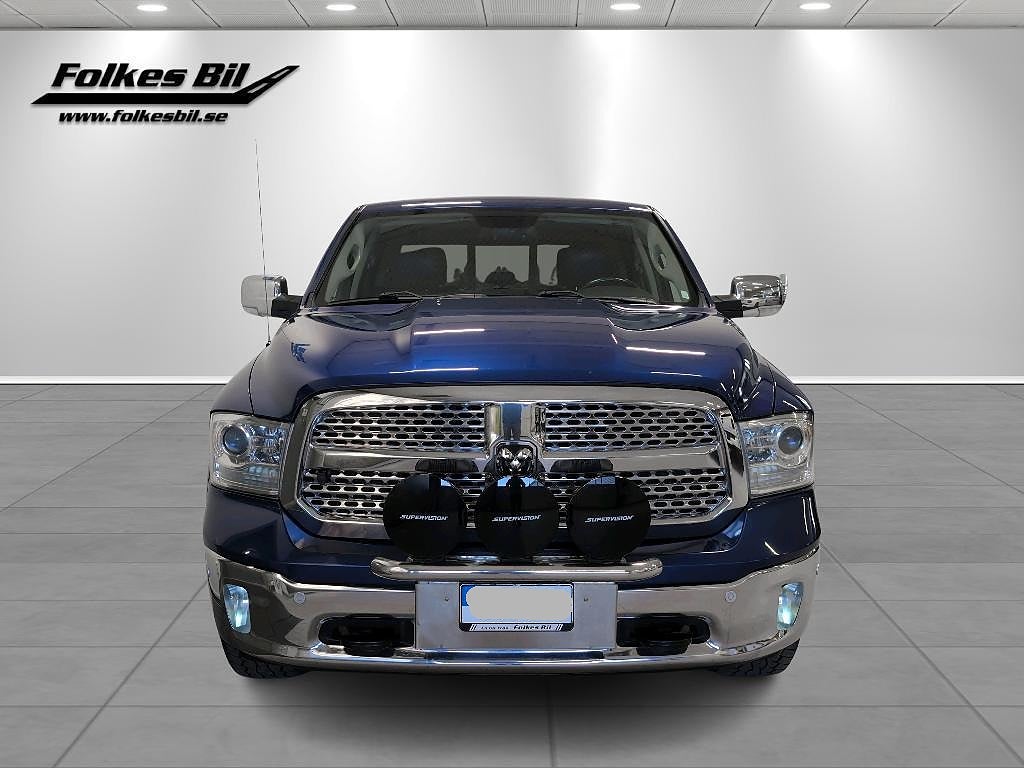 RAM 1500 Crew Cab 5.7 V8  395 hk HEMI 4x4 OMGÅENDE LEVERANS
