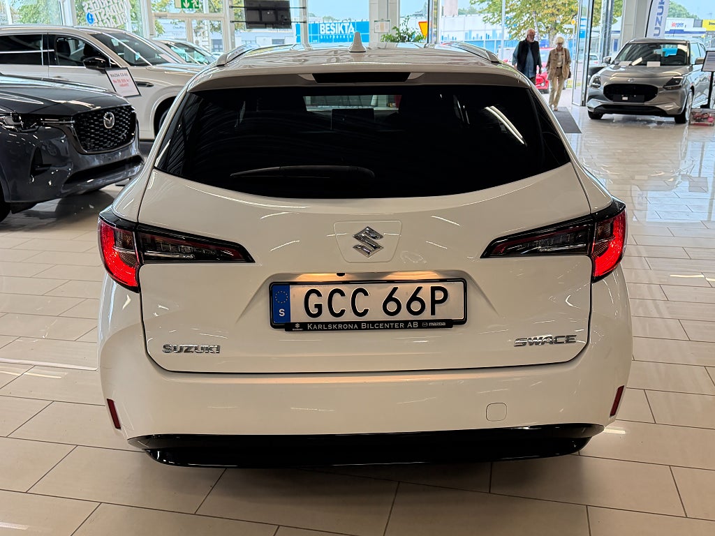 Suzuki Swace Hybrid 1.8 VVT-i E-CVT 122 hk Endast 3737 mil