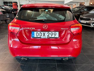 Mercedes-Benz A 220 CDI 4MATIC Kamera/Värmare/SoV/Pano/Psens
