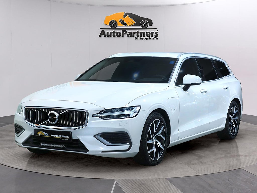 Volvo V60 Recharge T6 AWD 340hk INSCRIPTION EXP DRAG VÄRMARE 0%