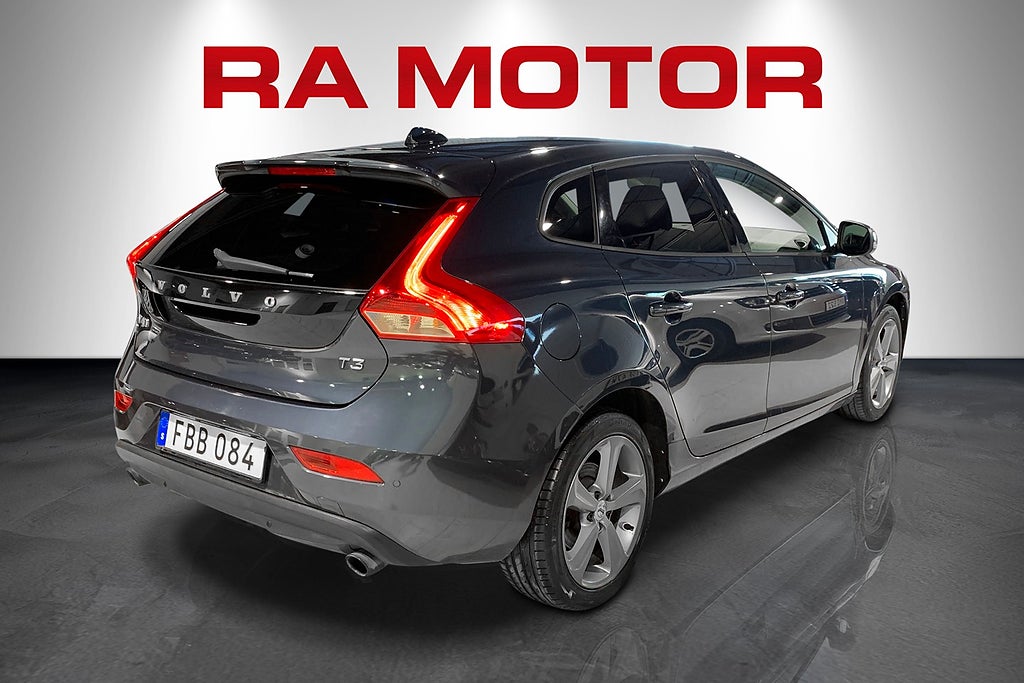 Volvo V40 T3 152hk Momentum | Business Adv | Intellisafe | Navi 2018