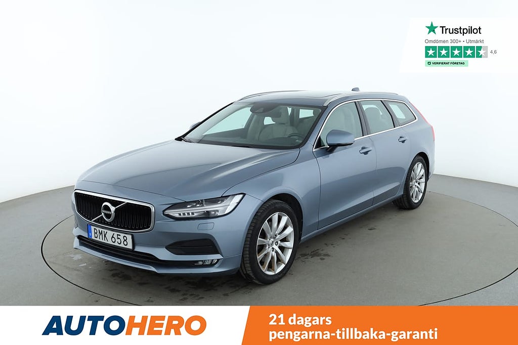 Volvo V90 D4 Momentum / Panorama, VOC, BLIS, Värmare