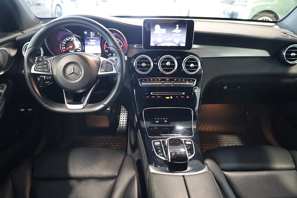 Mercedes-Benz GLC 250 d 4MATIC AUT Drag Värmare Burmester Kamera Navi 2017