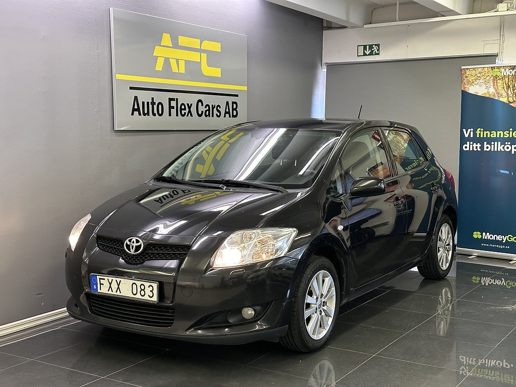 Toyota Auris 5-dörrar 1.6 Dual VVT-i Nybesiktad | Nyckelfri | S+V