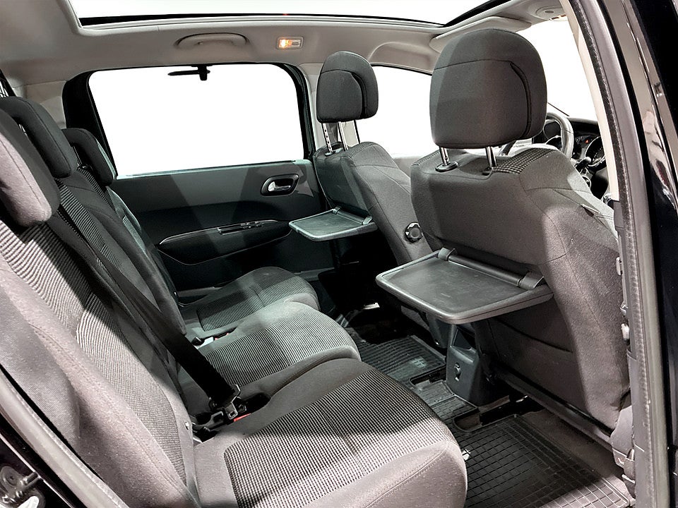 Bild på Peugeot 5008 Allure 2.0 HDI 163hk Aut DRAG PANO HUD