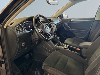 Volkswagen Tiguan Allspace 7-sits 2.0 TDI 4M GT Drag Kamera Mvärm CarPlay – bild 7
