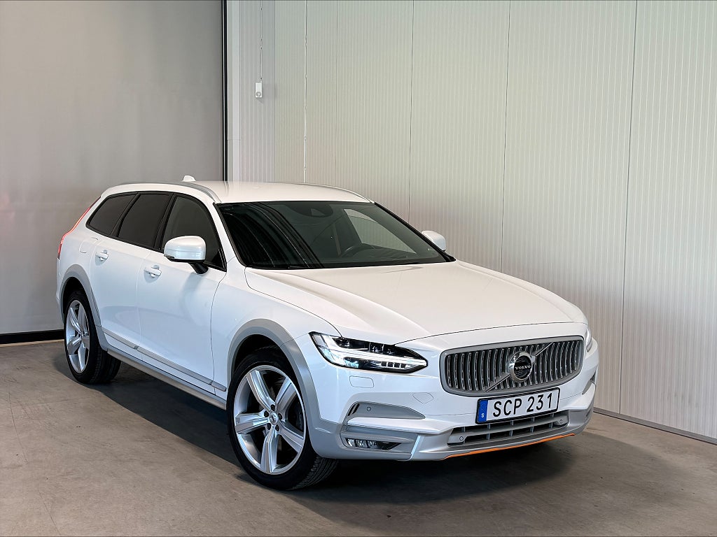 Volvo V90 Cross Country D5 AWD 235hk Ocean Race 1 ägare! Dragkrok
