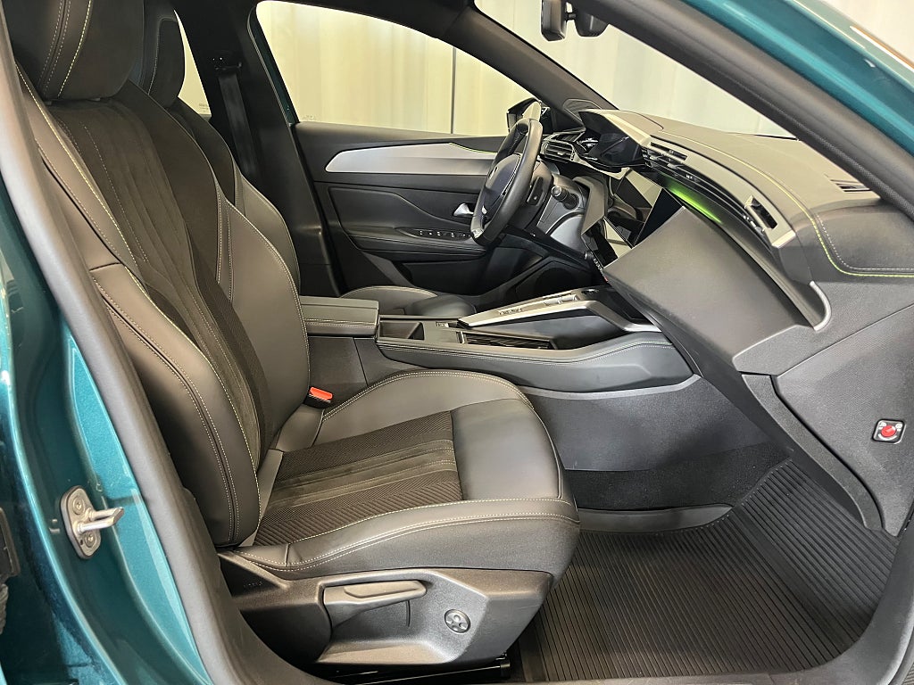 Peugeot 308 GT SW 1.2 PureTech 130 EAT Euro 6 thumbnail