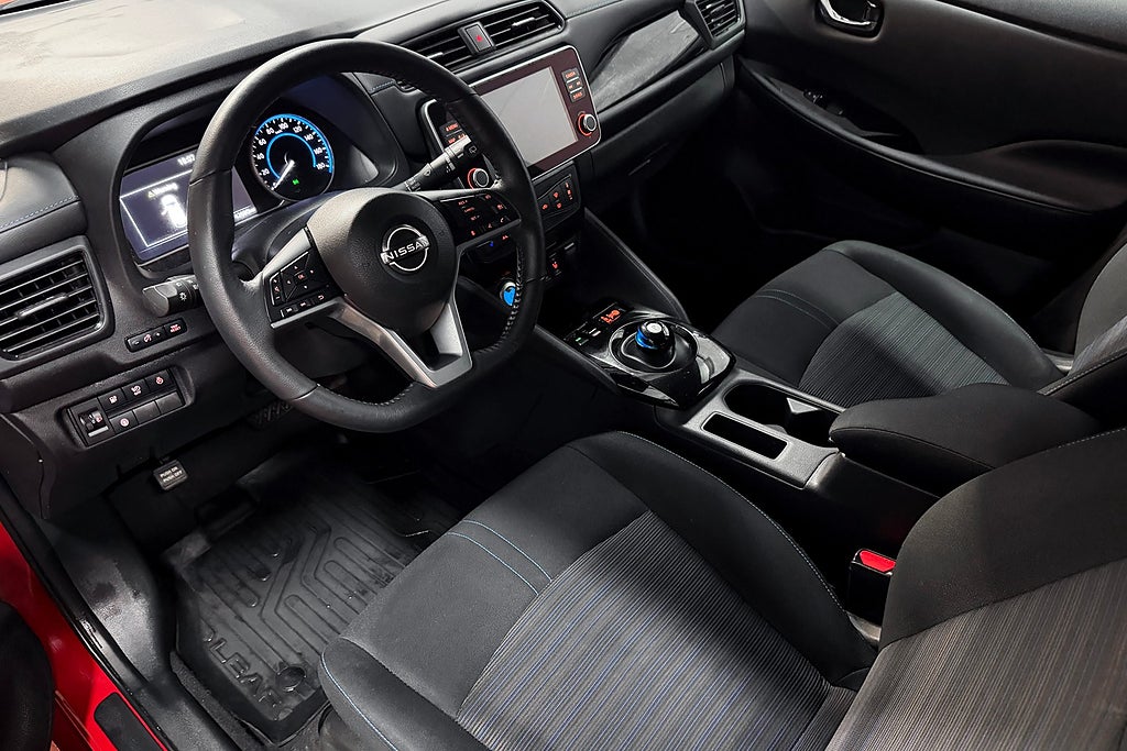 Nissan Leaf N-Connecta | 40kwh | 360kamera | Värmepump