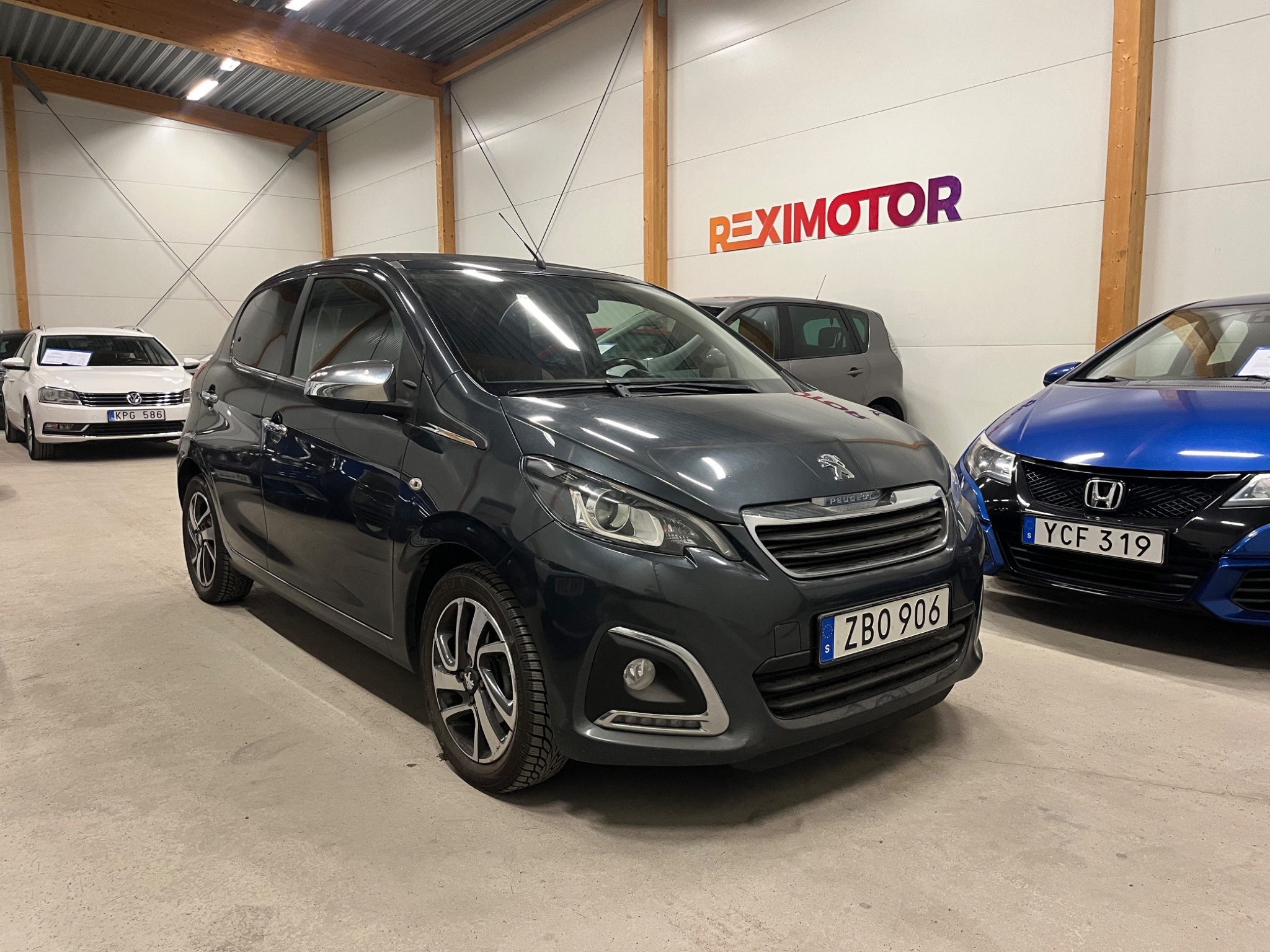 Peugeot 108 5-dörrar 1.2 VTi Euro 6 2017, bild 2/47