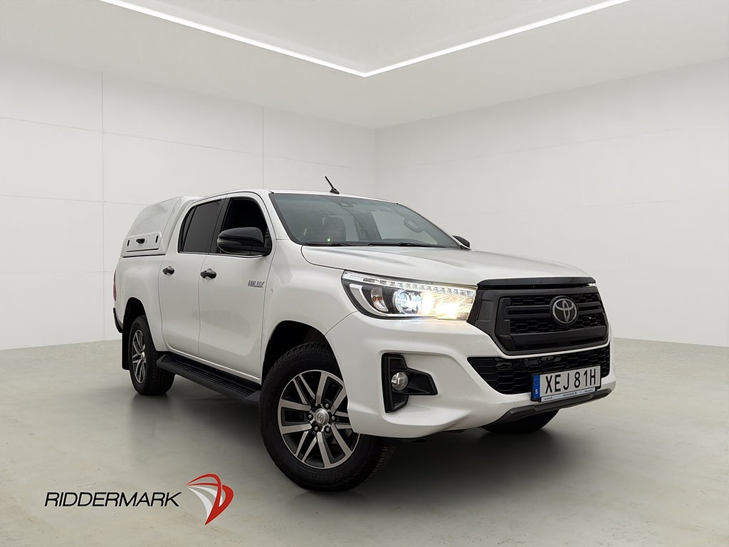 Toyota HiLux Invincible 2.4 AWD M/K-Värmare Drag Skinn MOMS