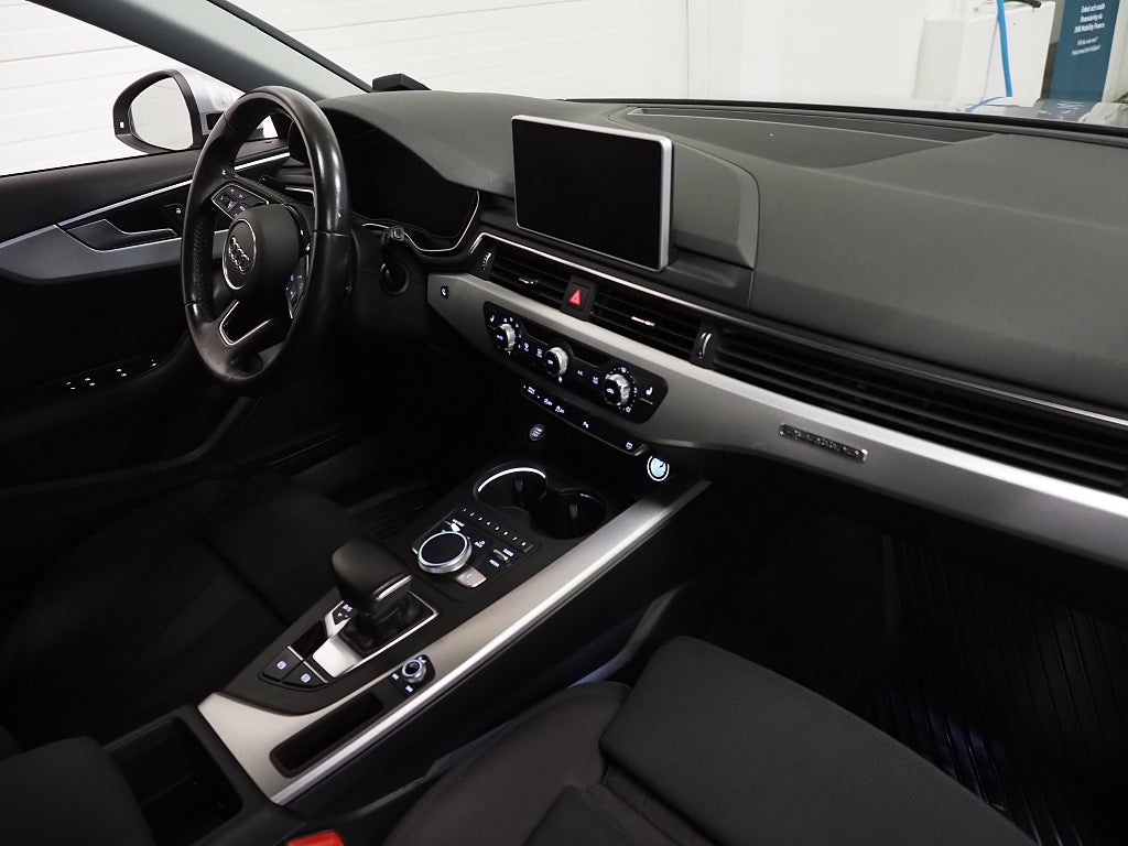 Audi A4 Avant 2.0 TDI Quattro S Tronic Cockpit Navi Kamera Drag 2018