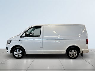 Volkswagen Transporter T30 2.0 TDI BMT Proline MOMSAD/Drag/D-Värmare/S&V-Däck – bild 4
