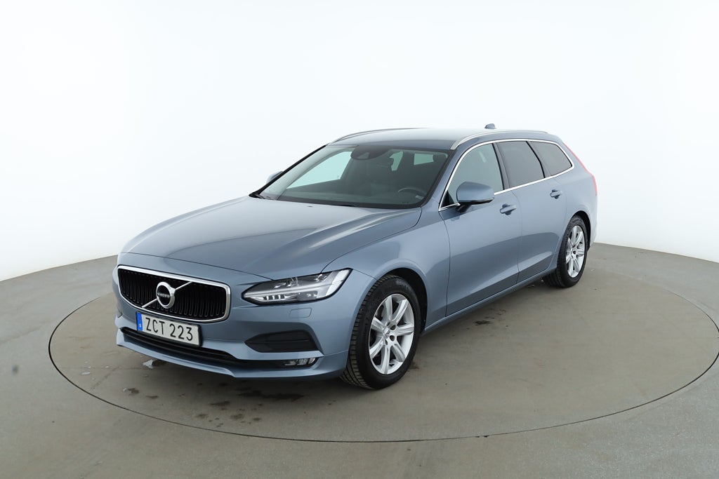 Volvo V90 D3 Momentum / Värmare, VOC, Dragkrok