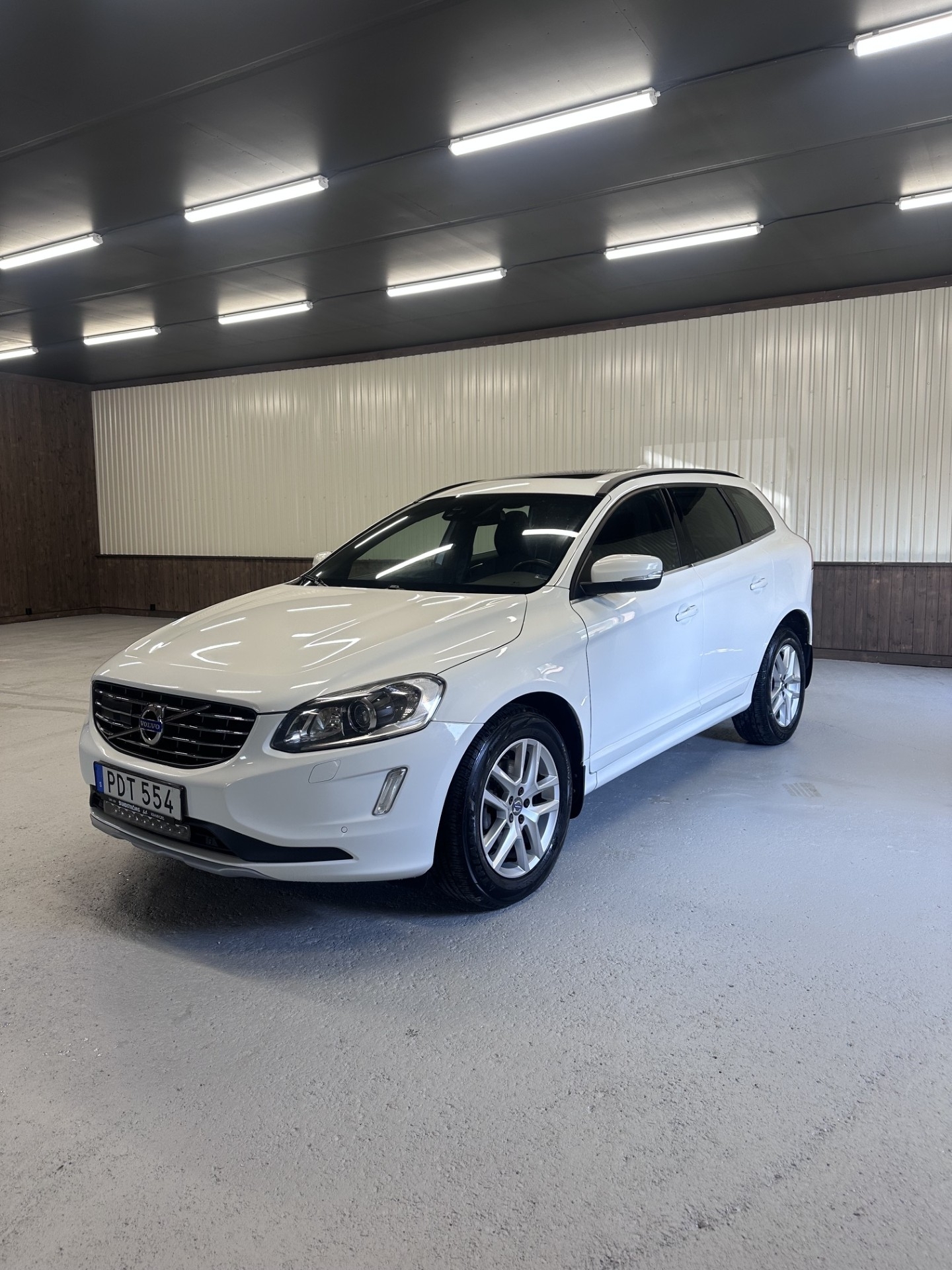 Volvo XC60 2017, bild 2/38