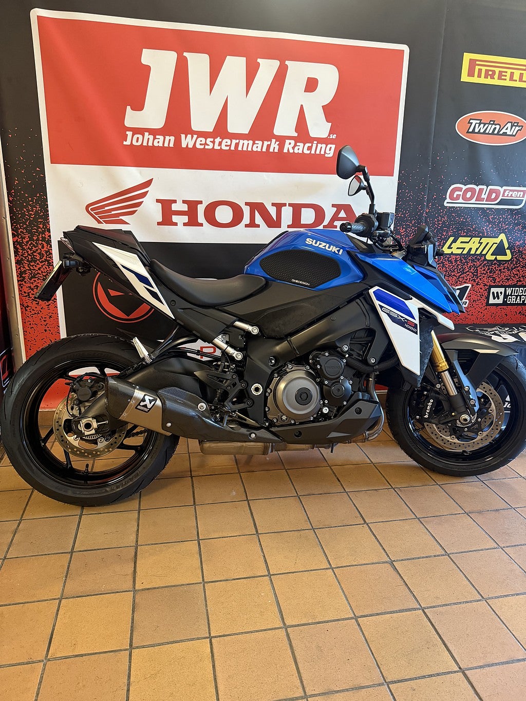 Suzuki GSX-S1000 