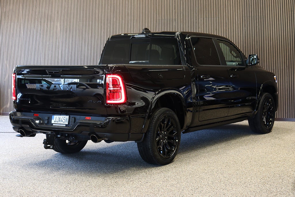 Dodge RAM 1500 Limited Night Rambox 540hk Hurricane