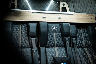 Transportbil - Skåp Mercedes-Benz Sprinter 8 av 10