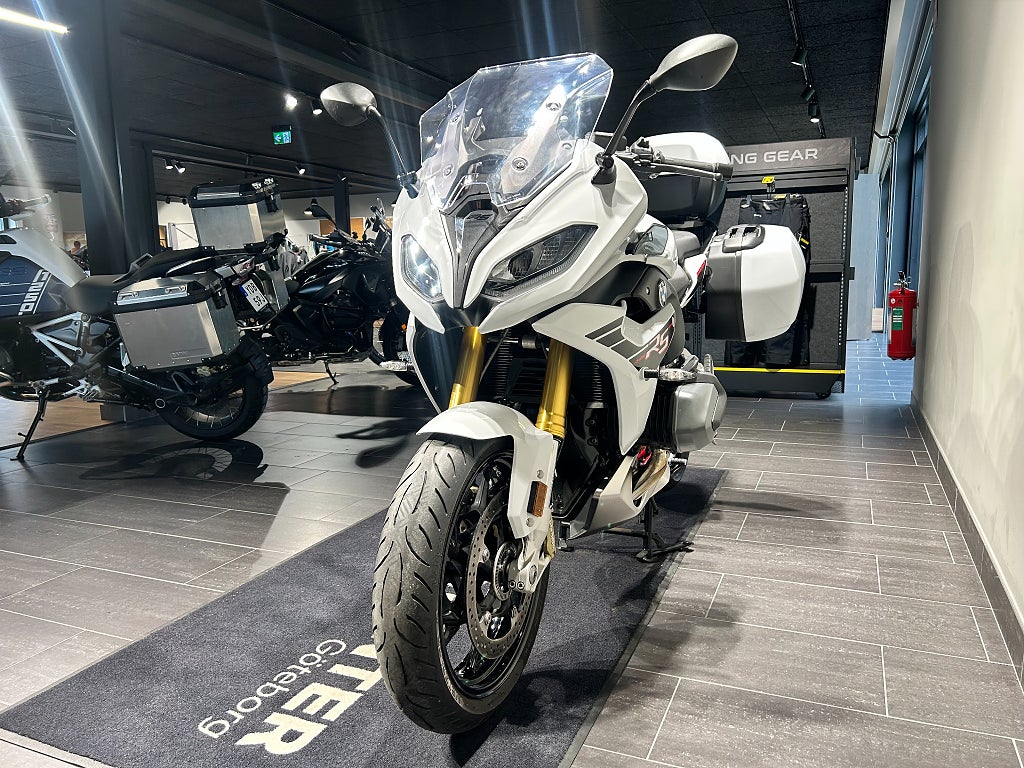 BMW R1250RS 3,45%/1454mil/Väskor/Akrapovic