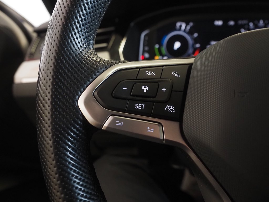Volkswagen Passat SC GTE 218hk |Drag|Värmare|Cockpit|Matrix| 2021