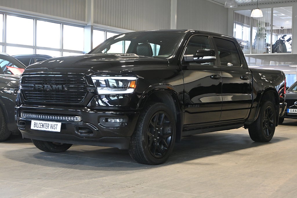 RAM 1500 Crew Cab V8 HEMI Laramie NIGHT Rambox Multilucka