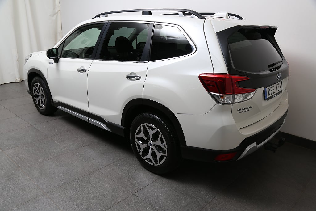 Subaru Forester 2,0i e-Boxer 150hk Ridge AWD Aut Skinn Drag Leasbar 2020