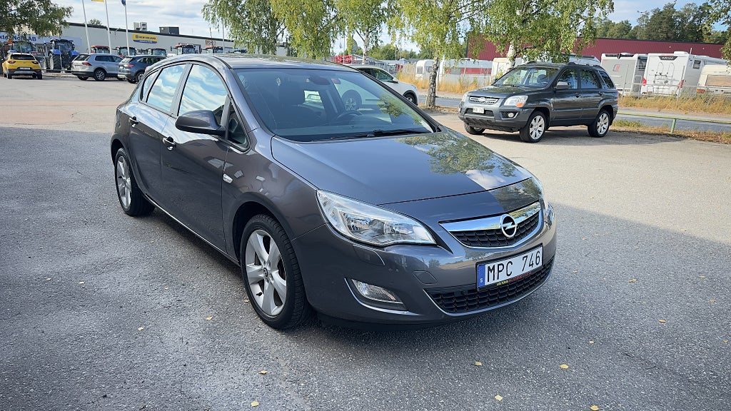 Opel Astra 1.6 Enjoy Euro 5