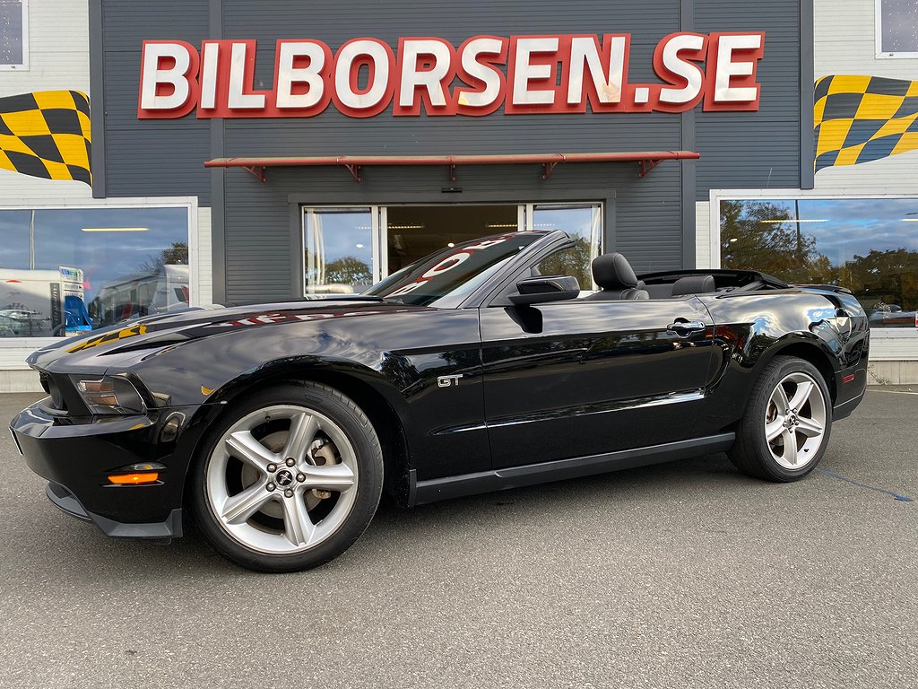 Ford Mustang GT Convertible GT 320hk