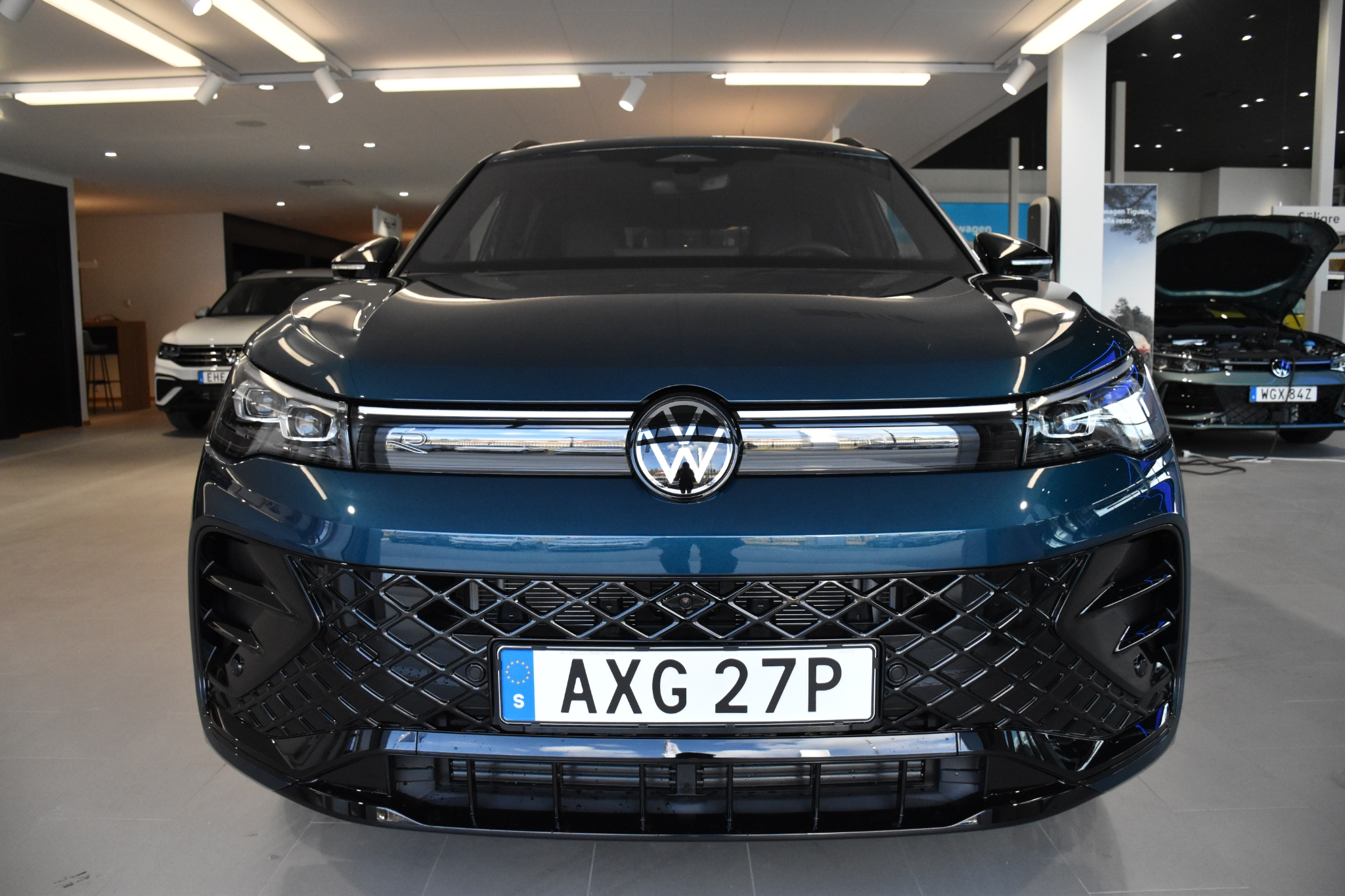 Volkswagen Tiguan Nya 2.0 TDI 4M R-Line 2024, photo 2/66