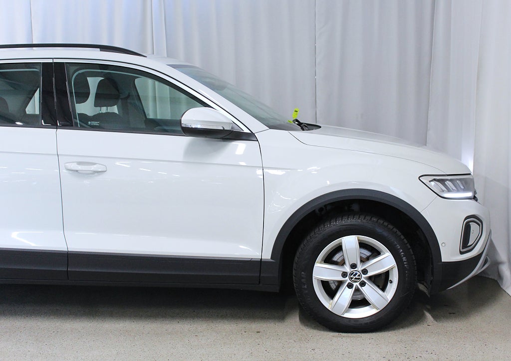Volkswagen T-Roc 1.5 TSI 150HK, S&V-hjul, 3.99% Ränta