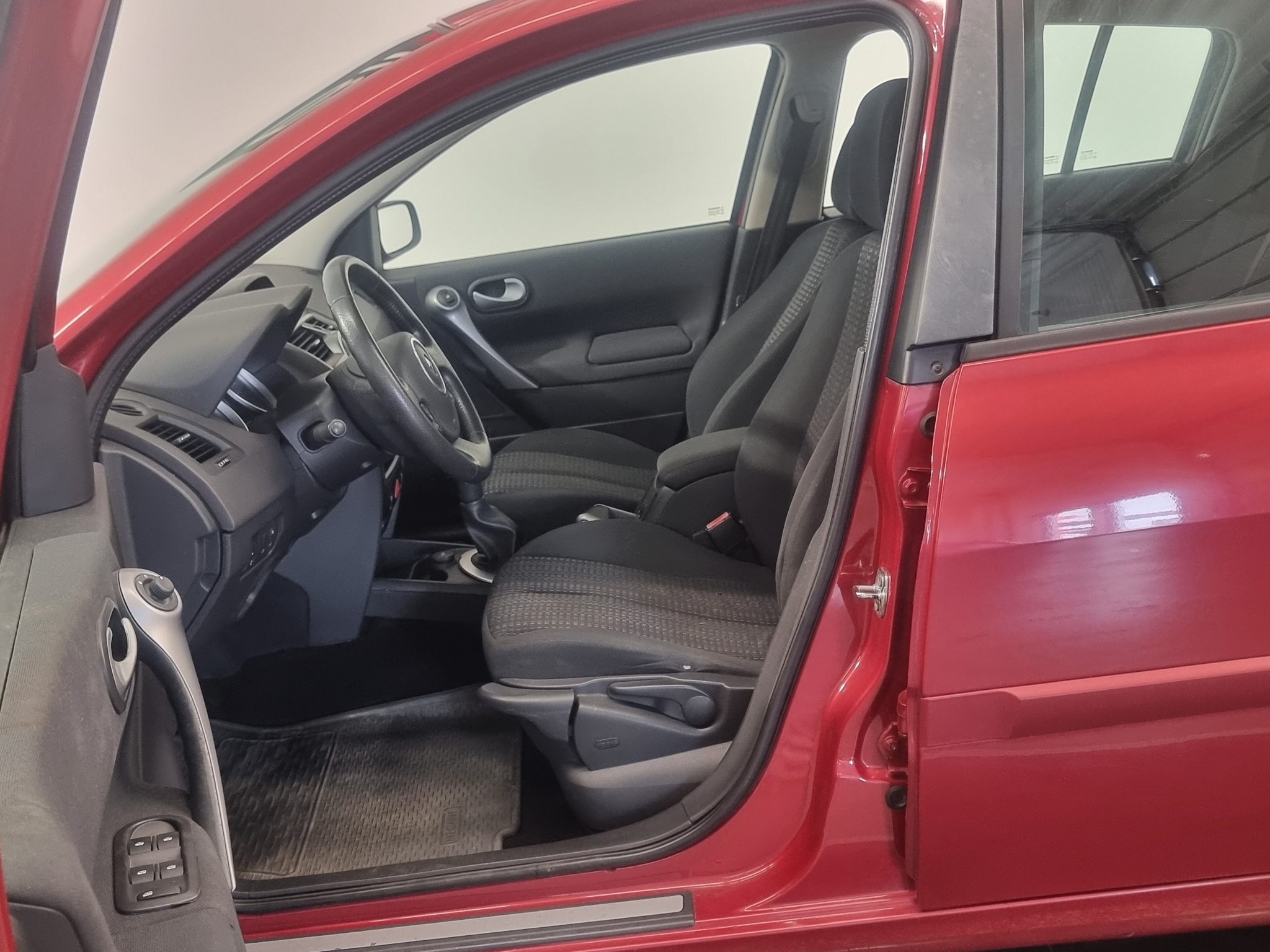 Renault Megane 2009, bild 5/41