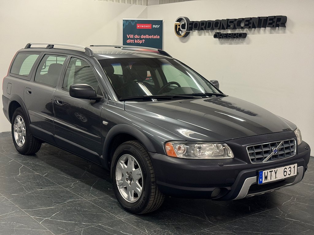 Volvo XC70 2.5T AWD Summum | Dragkrok | Helskinn | Elstolar |