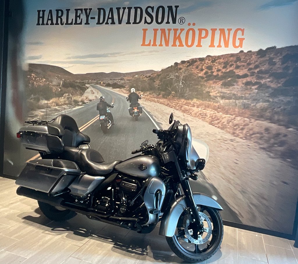 Harley-Davidson Ultra Limited CVO SOMMARKAMPANJ