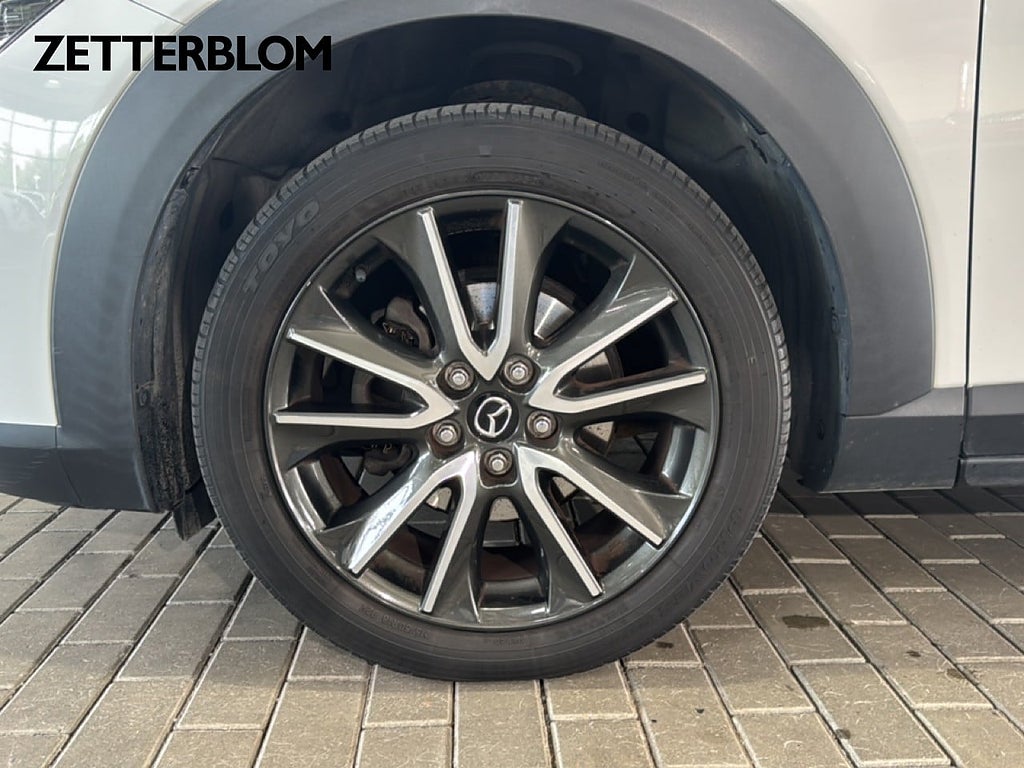 SUV Mazda CX-3 13 av 15