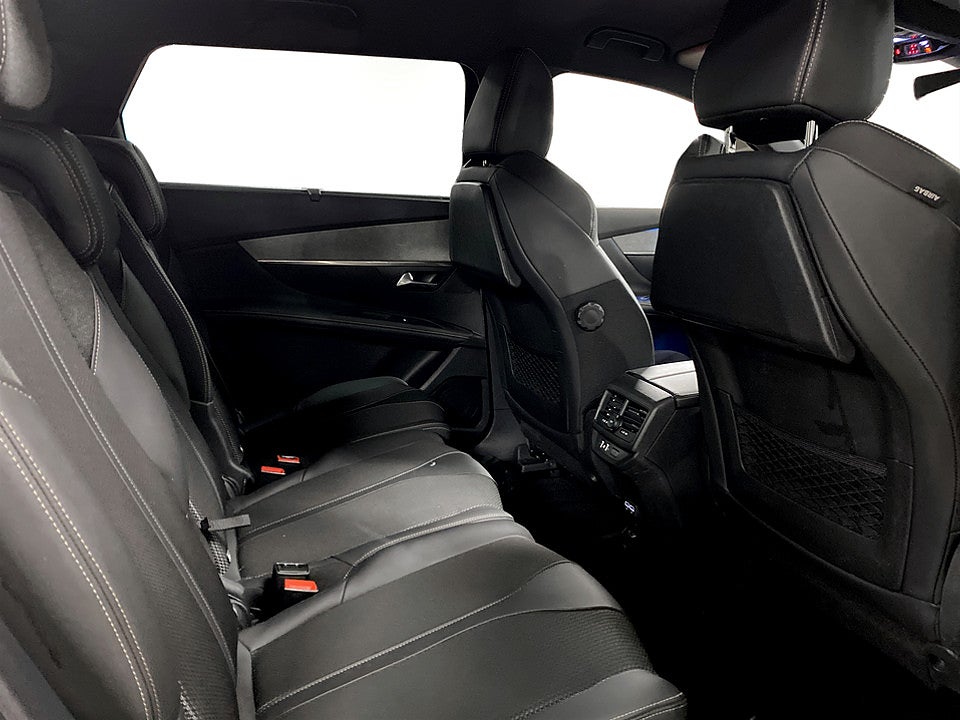 Bild på Peugeot 5008 GT 1.2 PT 130hk Aut 7-SITS B-KAMERA CARPLAY