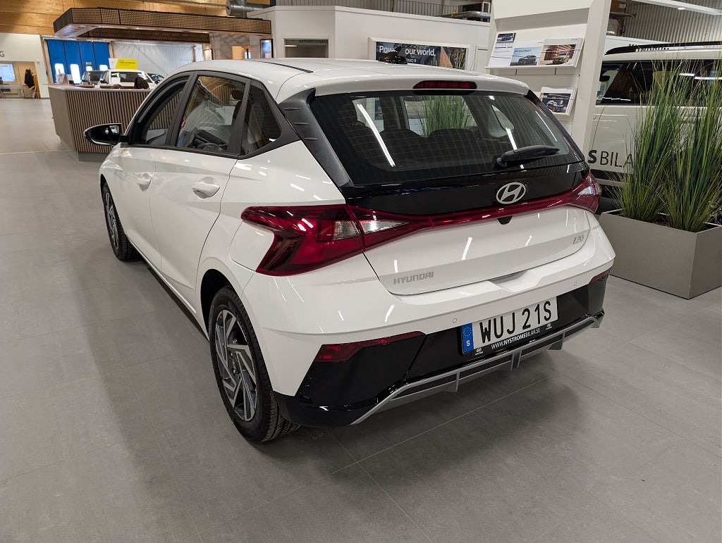 Hyundai i20 Essential Automat *Snabb leverans* 2895KR/MÅNAD thumbnail