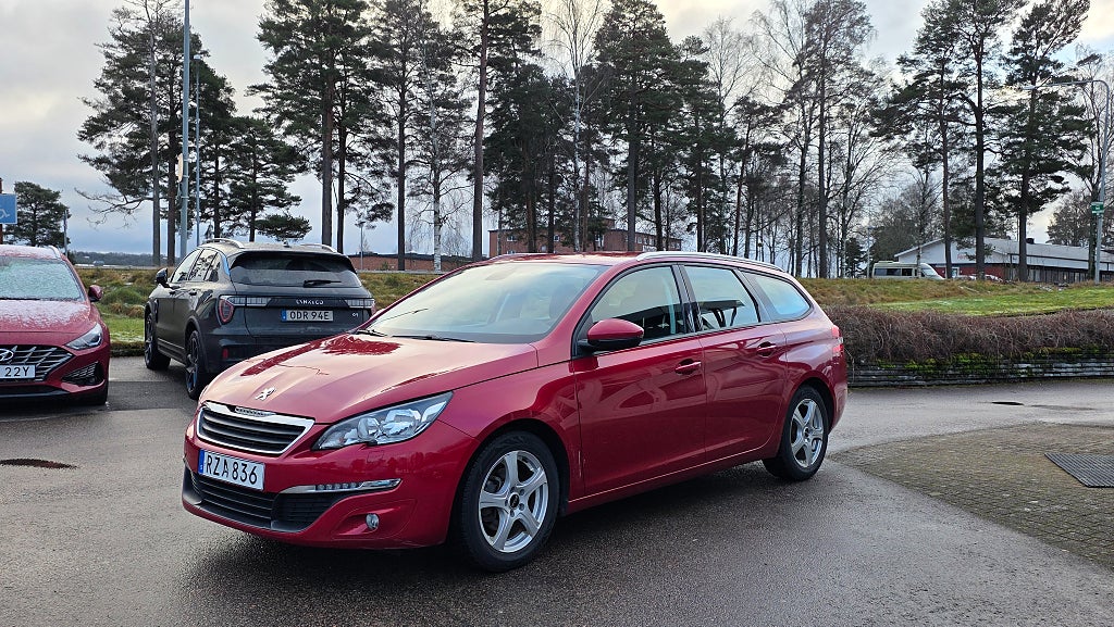 Peugeot 308 SW 1.2 PureTech 110 Active Ny.Bes